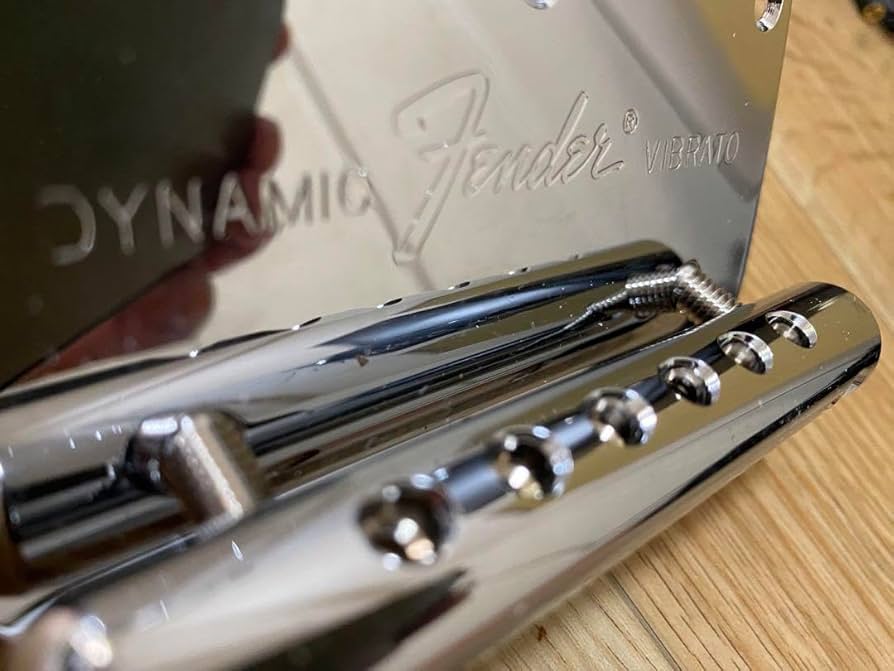 Fender Japan 純正 ムスタング トレモロユニット 未使用 入手困難 Amazon.co.jp: Fender Japan 純正 ムスタング トレモロユニット